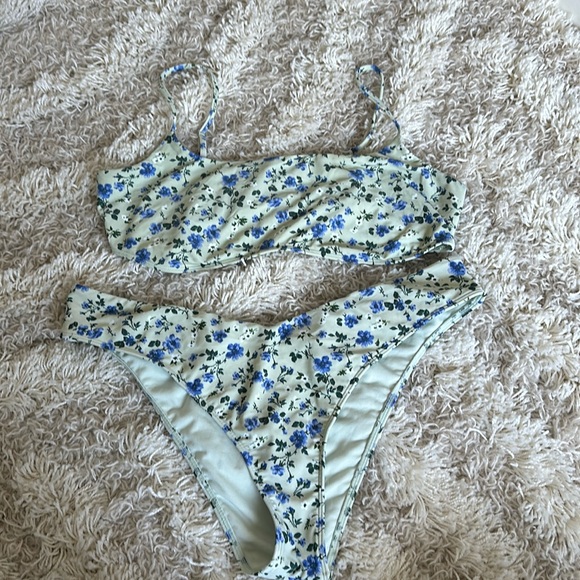 Abercrombie & Fitch Other - Abercrombie light green bikini